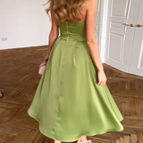 Liora | Elegantná Midi Šaty bez Ramienok
