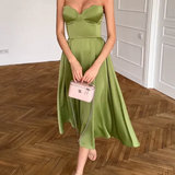 Liora | Elegantná Midi Šaty bez Ramienok